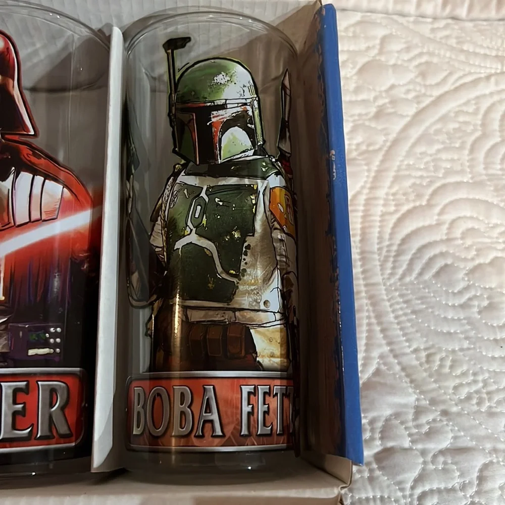 Star Wars glassware set, new in package‎